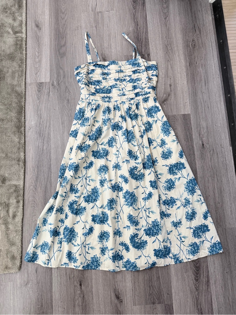 Abercrombie & Fitch Cream Dress with Blue Floral Print - Girls